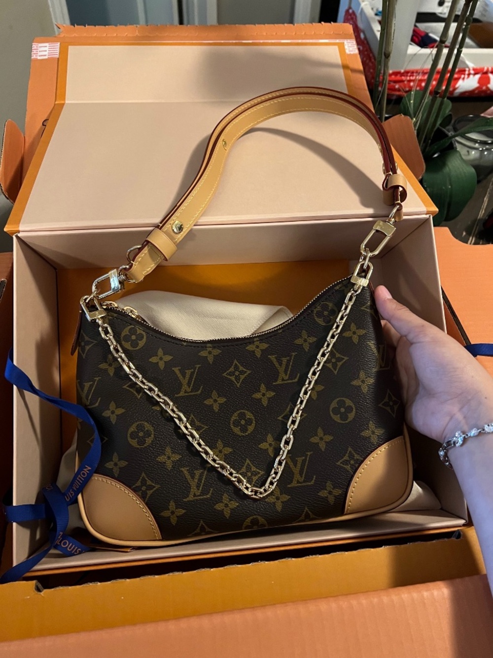 Louis Vuitton Monogram Boulogne PM Bag with Strap - Picture 2 of 3